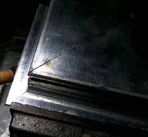 铝合金门窗焊接