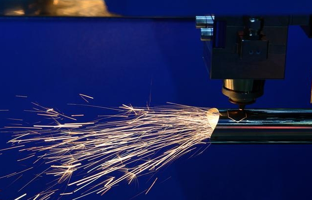 激光切割机应用行业：跨越多个领域的多功能工具