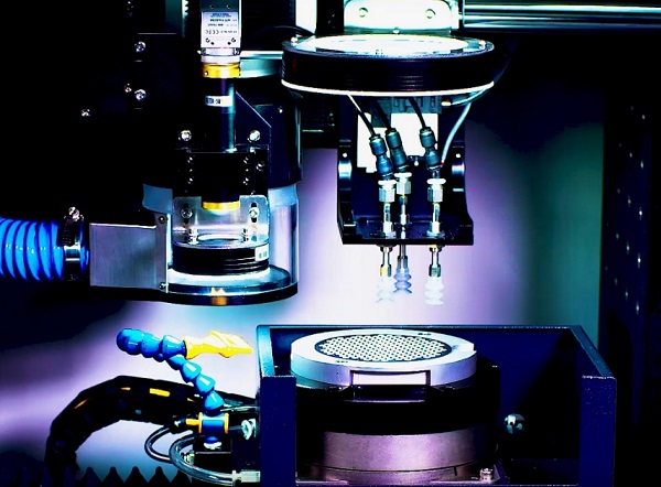 电子元器件激光切割