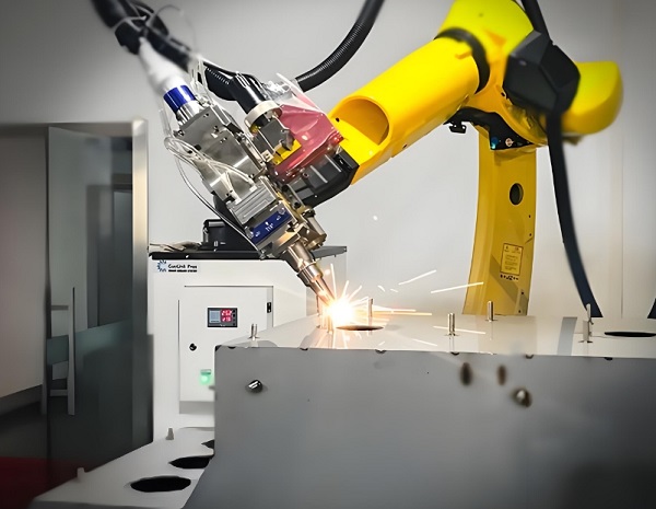 激光焊接机器人的激光能量传输效率高不高？