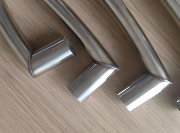 激光焊接机能焊接304与303不锈钢吗？