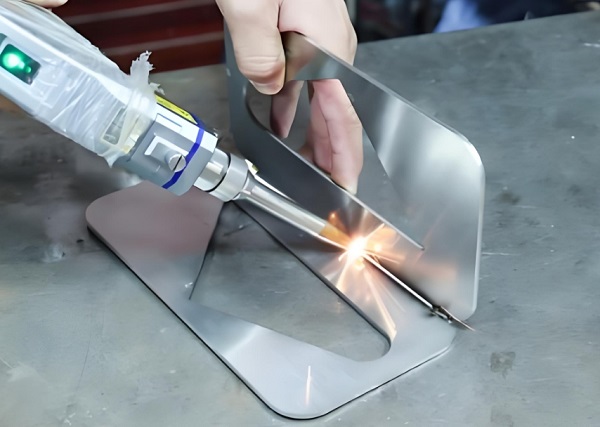 离焦量对激光焊接机的焊接质量有影响吗？