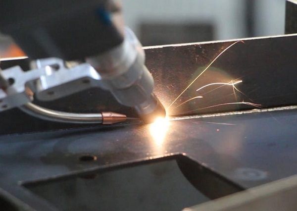 激光焊接机能焊铝板吗？能焊多厚？