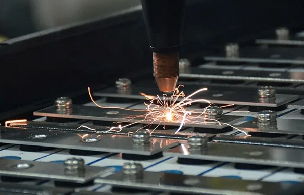 什么是连续光纤激光焊接机？