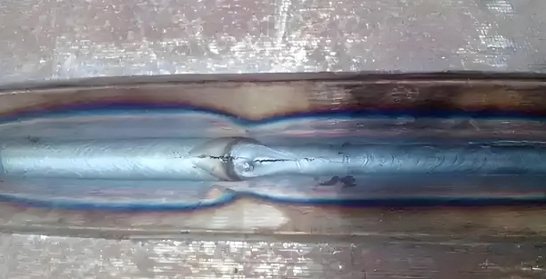 激光焊接机熔深不够出现裂纹怎么办？