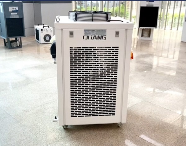 激光焊接机冷水箱