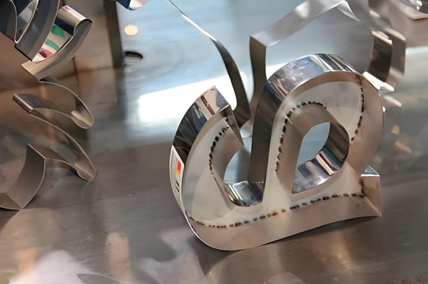 不锈钢字激光焊接 不锈钢字激光焊接