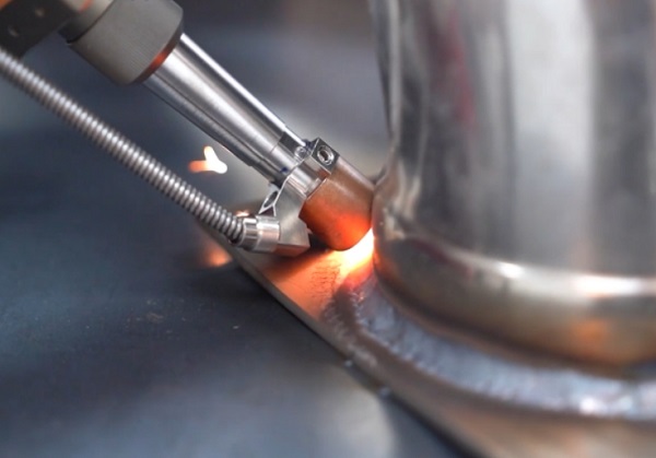 激光焊接机的操作便捷性对操作人员有哪些影响？