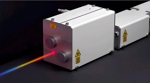 如何判断锂电池全自动点焊机的激光器是否需要维修？