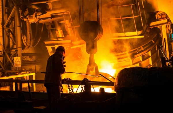 锂电池激光焊接机在高温环境下的使用策略 锂电池激光焊接机在高温环境下的使用策略