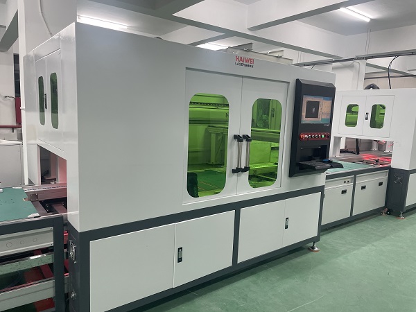 激光焊接机如何与生产线集成，实现无人化生产？